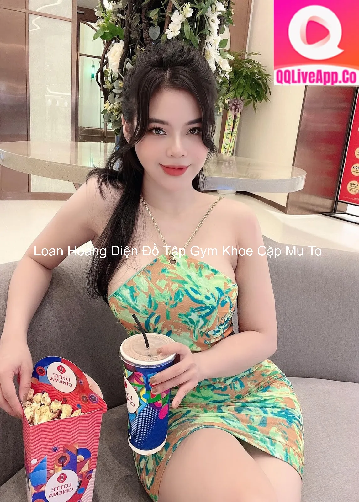 Loan Hoàng Diện Đồ Tập Gym Khoe Cặp Mu To 5